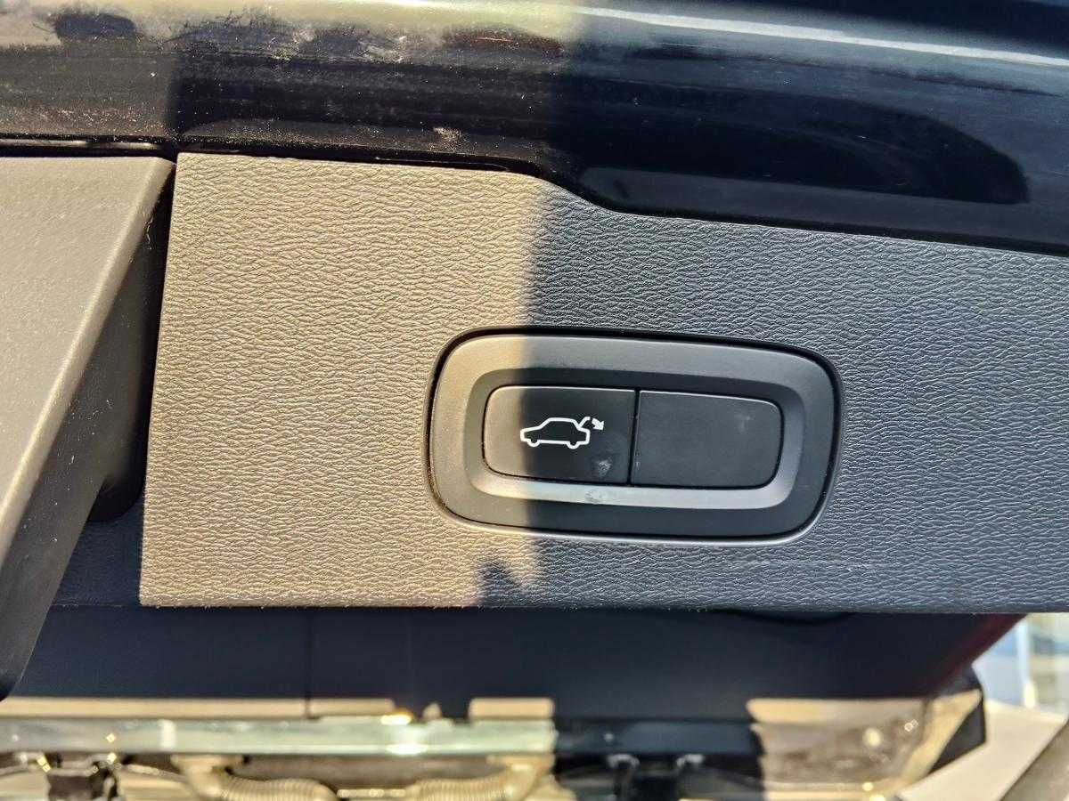 volvo-v60-2019-diesel-1969cc