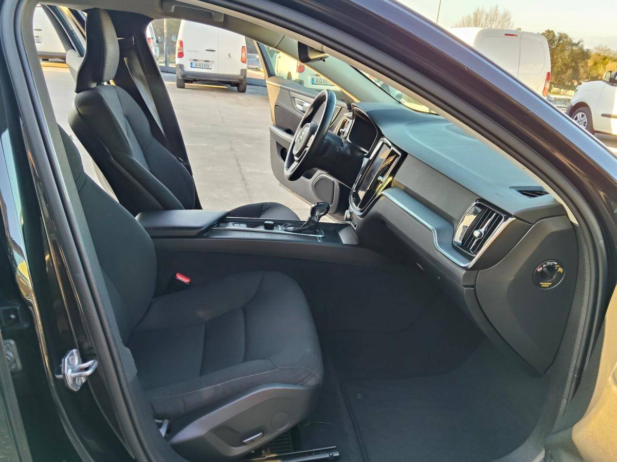 volvo-v60-2019-diesel-1969cc