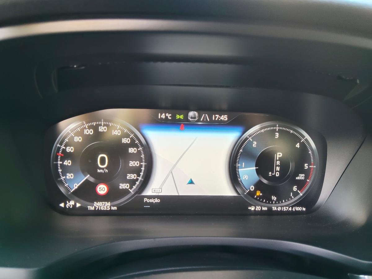 volvo-v60-2019-diesel-1969cc