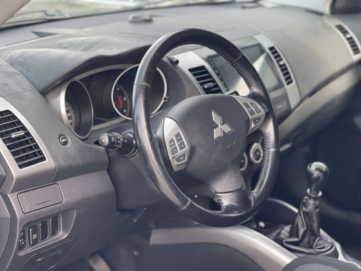 mitsubishi-outlander-2009-diesel-1968cc