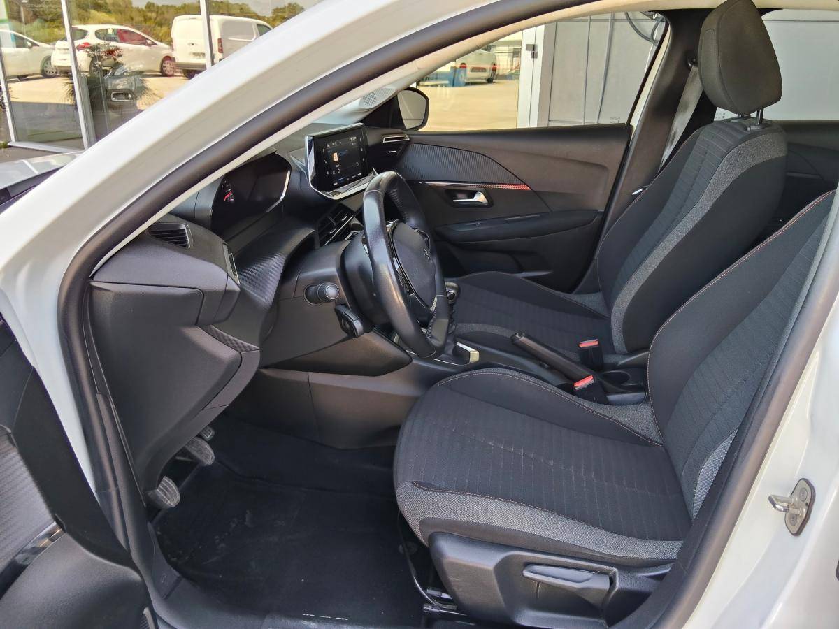peugeot-208-2022-diesel-1499cc
