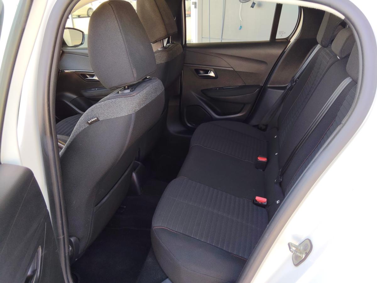 peugeot-208-2022-diesel-1499cc