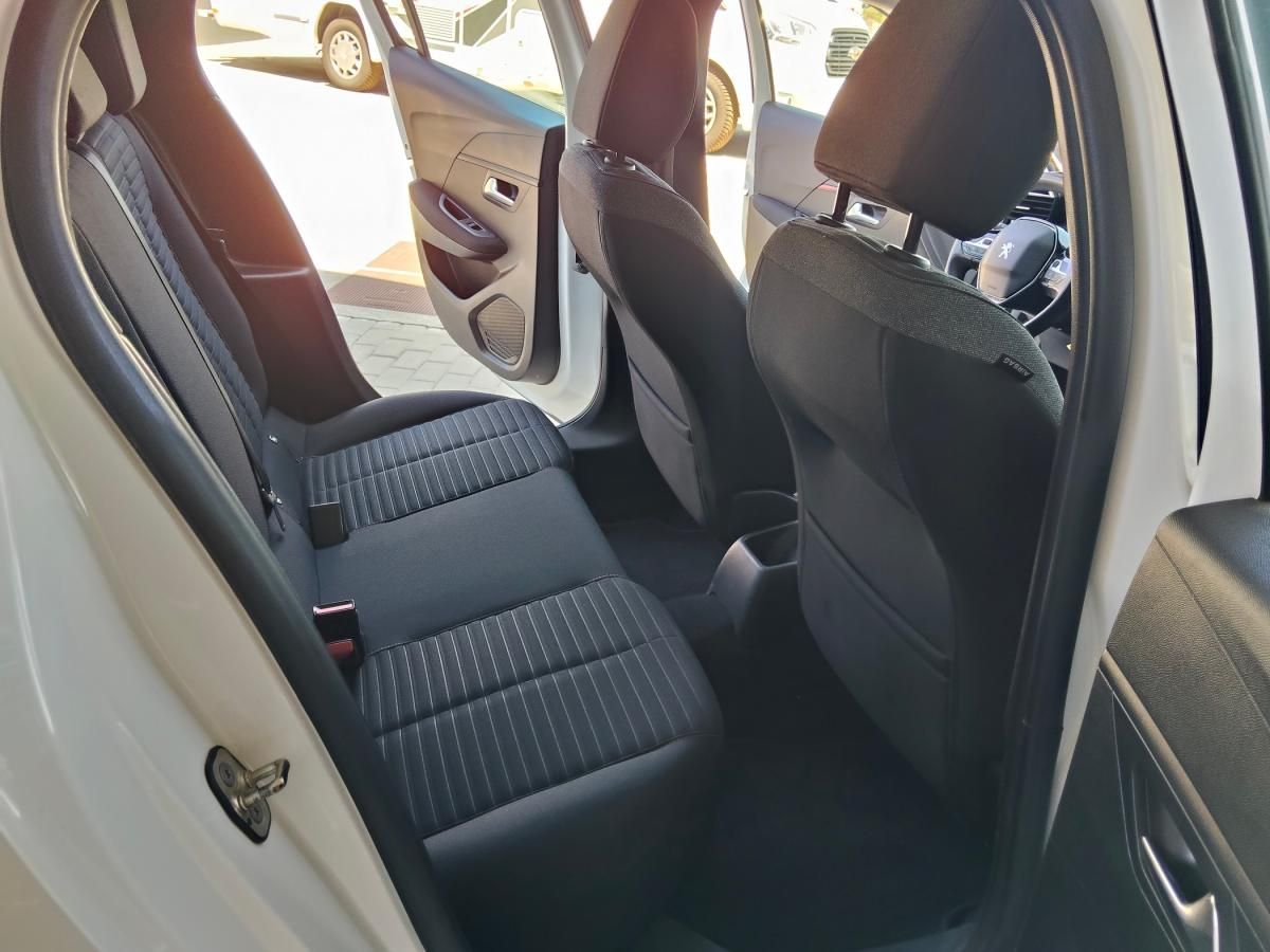 peugeot-208-2022-diesel-1499cc