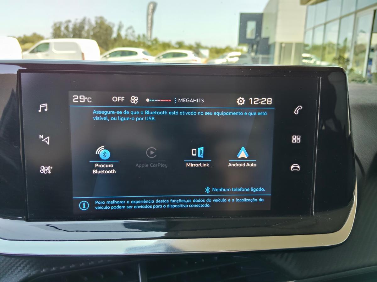 peugeot-208-2022-diesel-1499cc