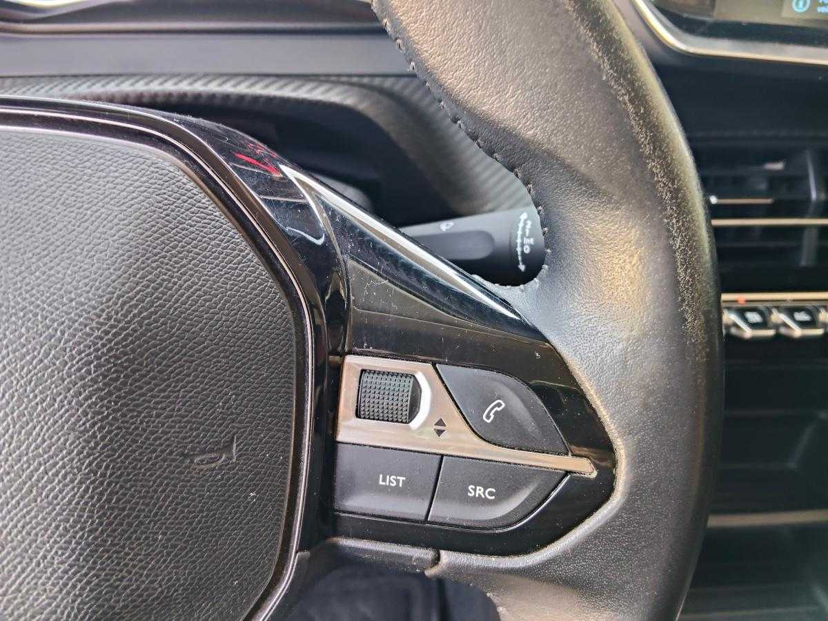 peugeot-208-2022-diesel-1499cc