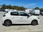 peugeot-208-2022-diesel-1499cc