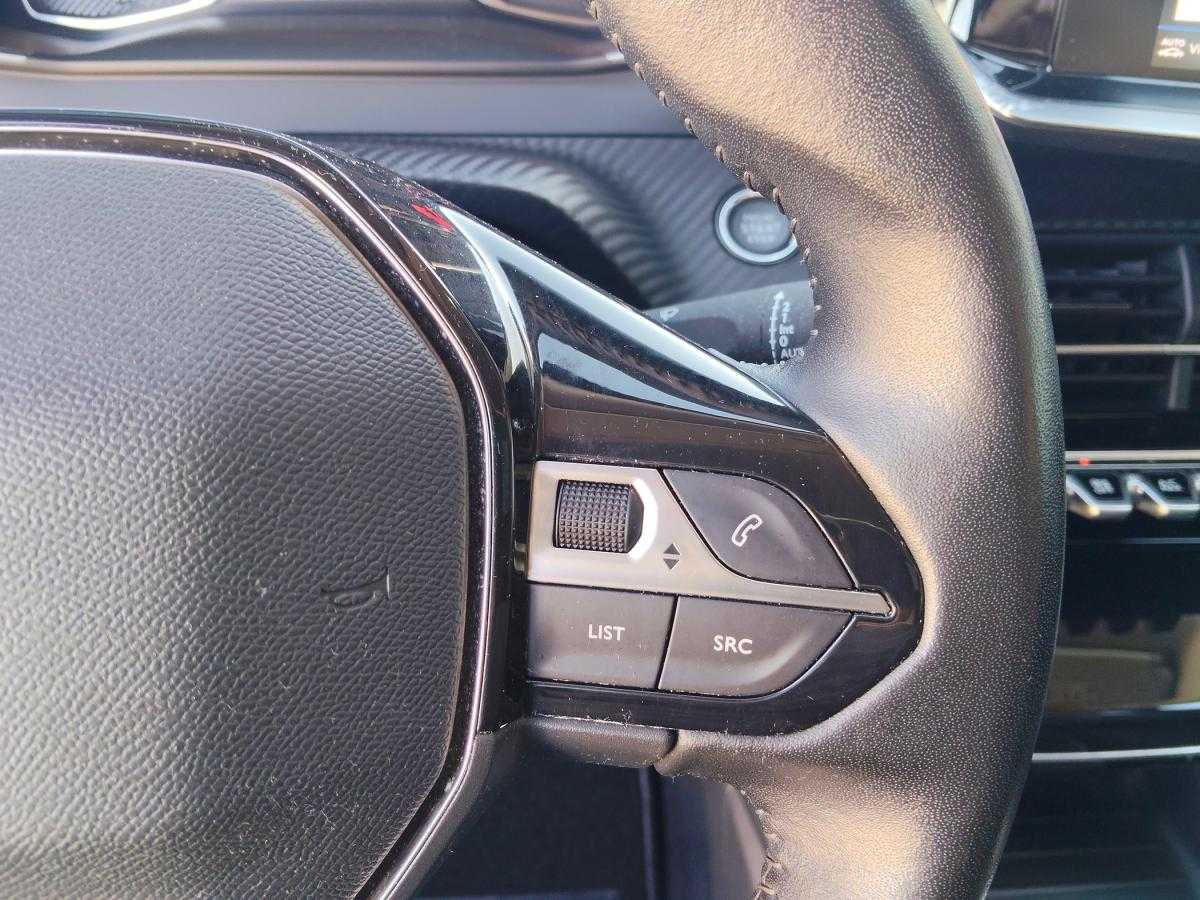 peugeot-2008-2021-diesel-1499cc