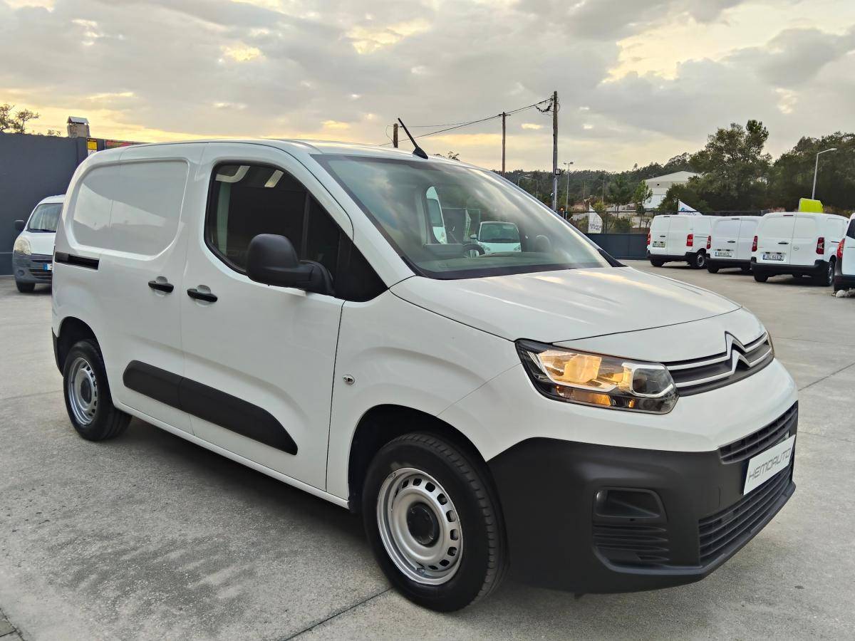 citroen-berlingo-2021-diesel-1499cc