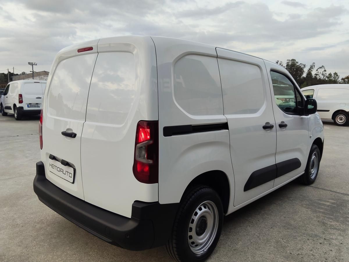 citroen-berlingo-2021-diesel-1499cc