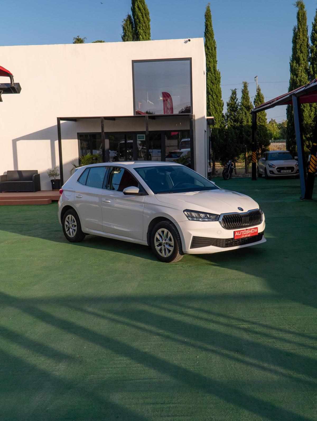 skoda-fabia-2022-gasolina-999cc