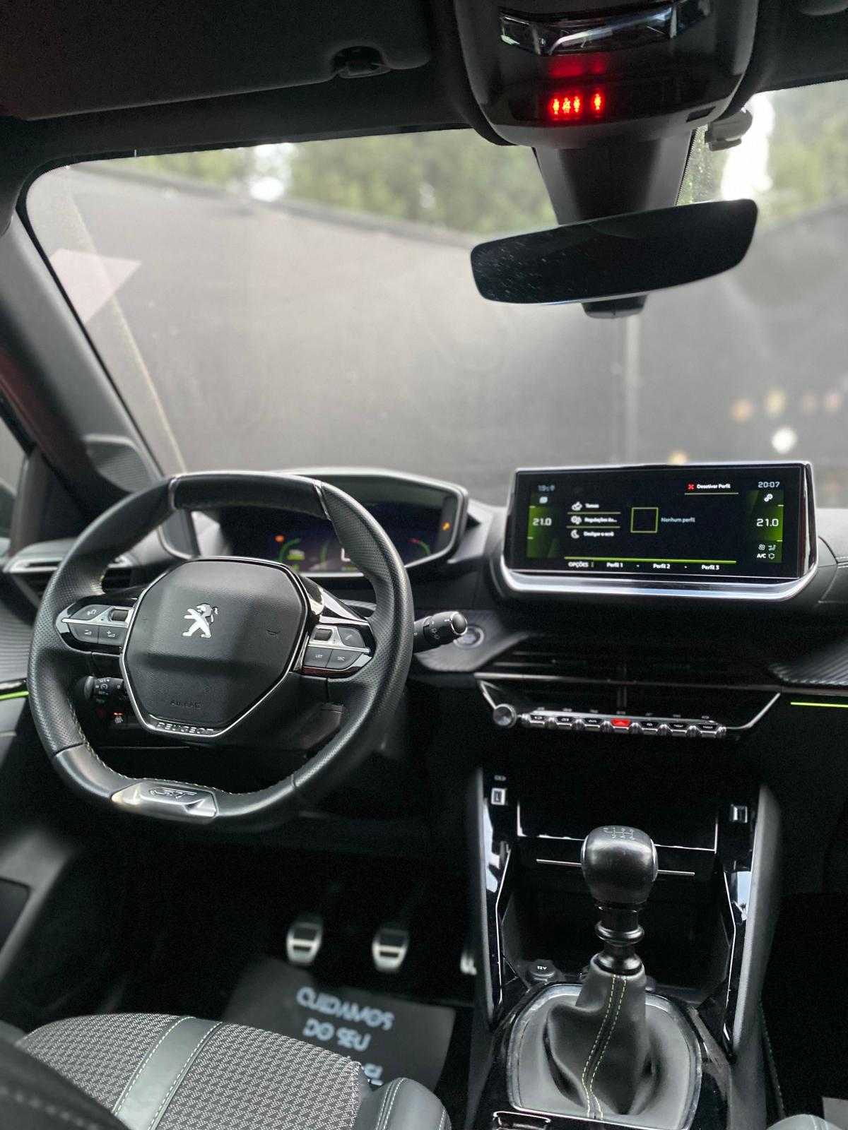 peugeot-208-2021-gasolina-1199cc