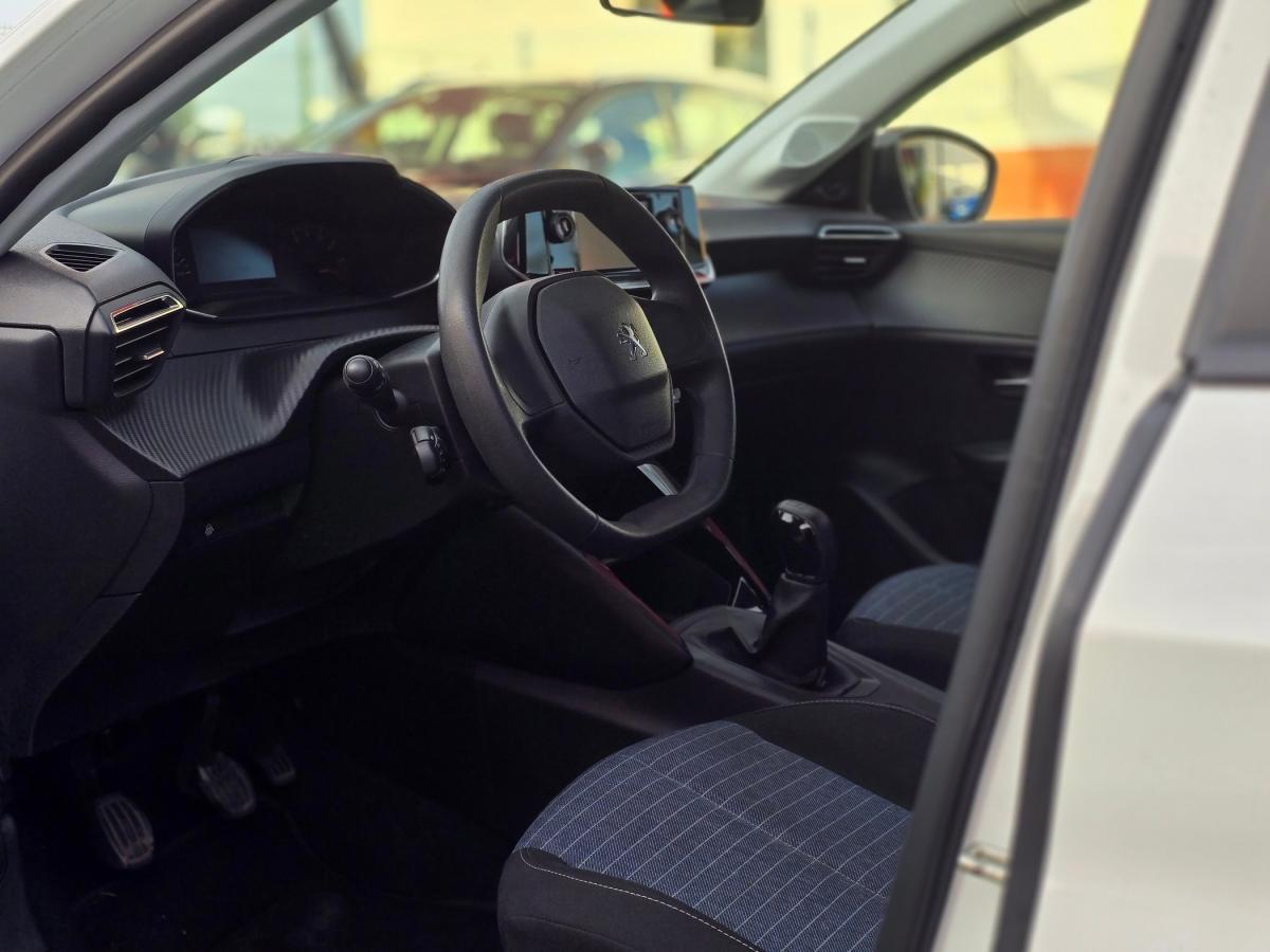 peugeot-208-2021-gasolina-1199cc