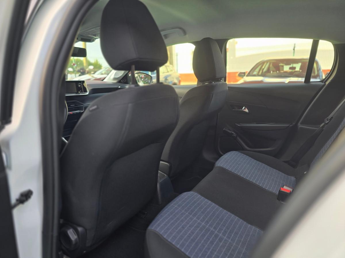 peugeot-208-2021-gasolina-1199cc