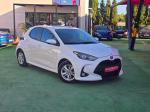 toyota-yaris-2022-hibrido-a-gasolina-1490cc