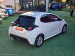 toyota-yaris-2022-hibrido-a-gasolina-1490cc