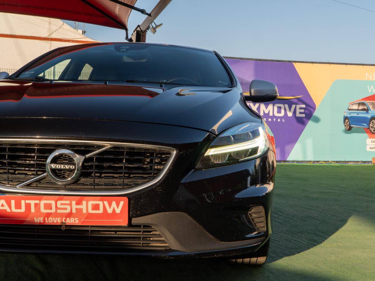 volvo-v40-2017-diesel-1969cc