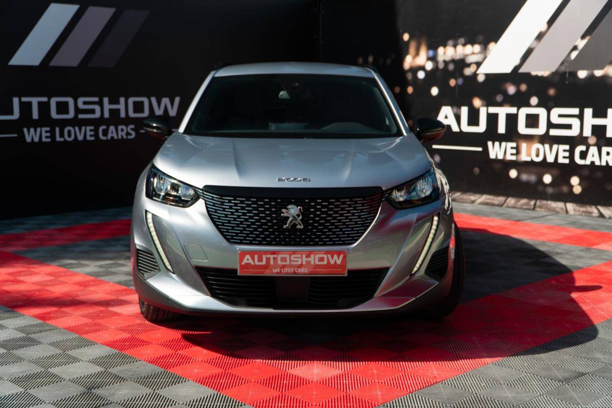 peugeot-2008-2023-gasolina-1199cc