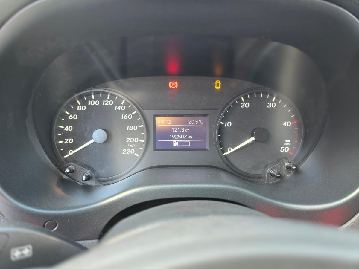 mercedes-benz-vito-2019-diesel-1598cc