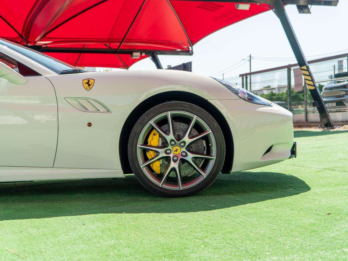 ferrari-california-2012-gasolina-4297cc