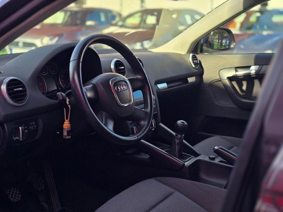 audi-a3-sportback-2010-diesel-1598cc
