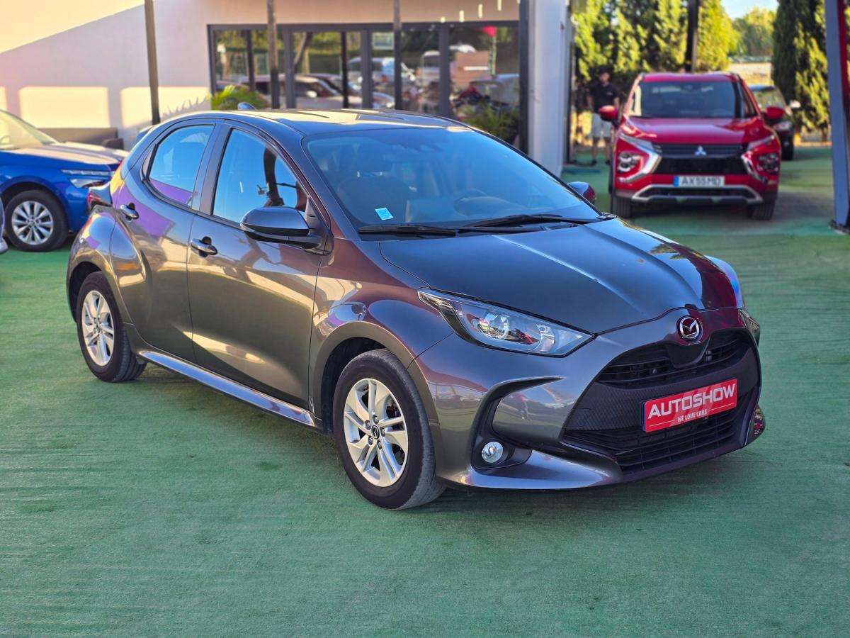 mazda-2-2023-hibrido-a-gasolina-1490cc