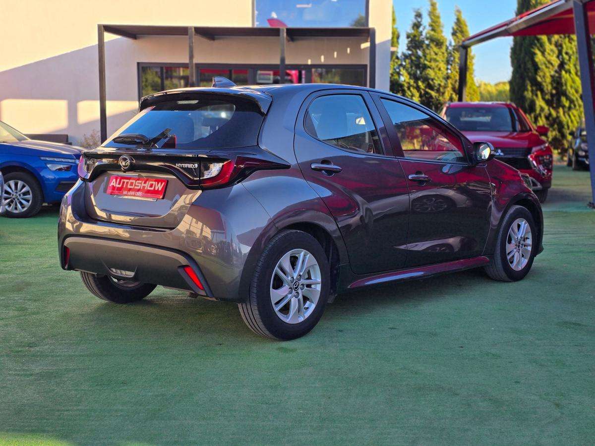 mazda-2-2023-hibrido-a-gasolina-1490cc