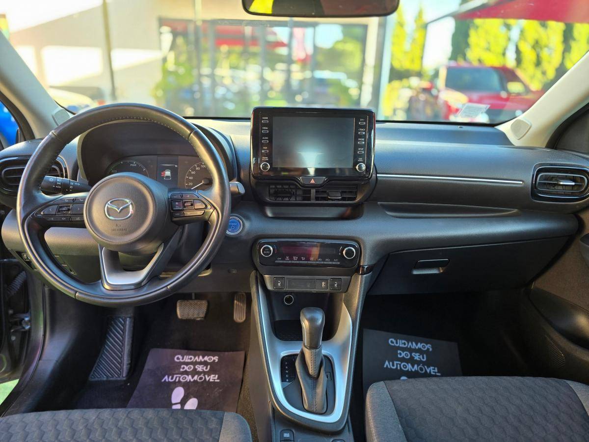 mazda-2-2023-hibrido-a-gasolina-1490cc