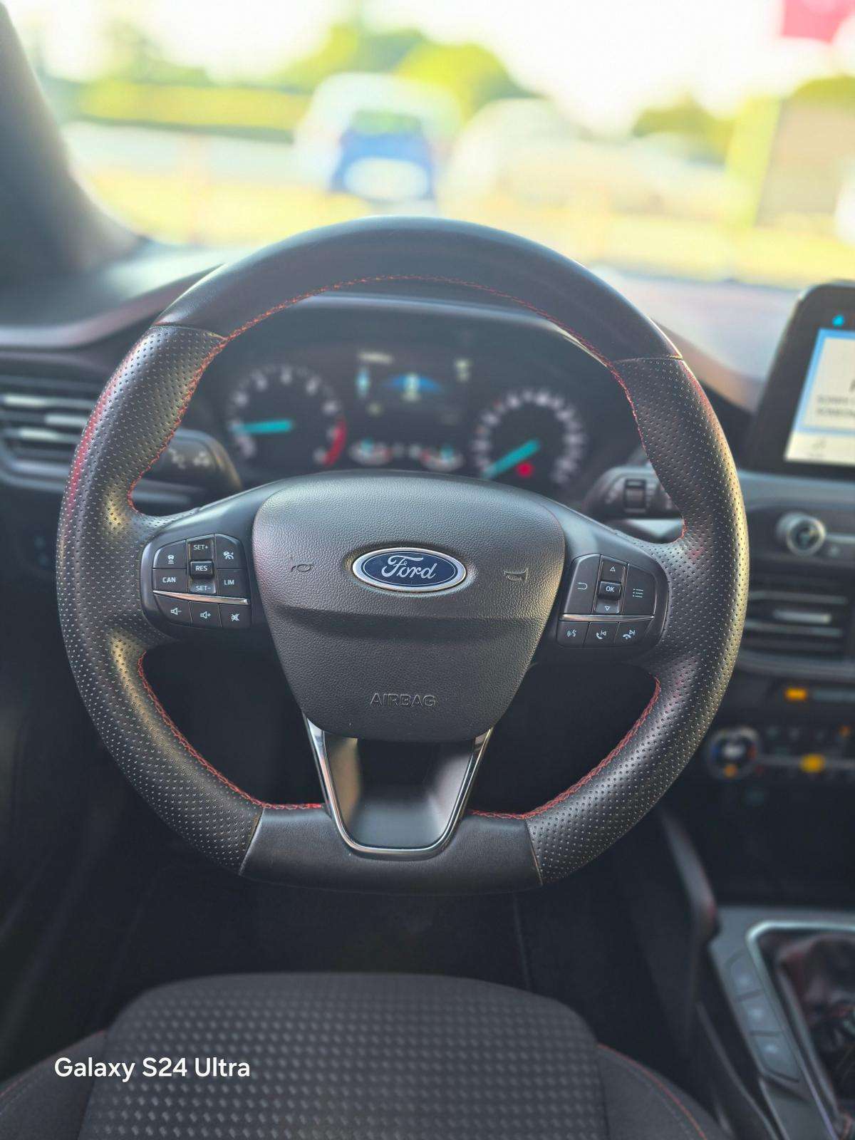 ford-focus-2022-gasolina-998cc