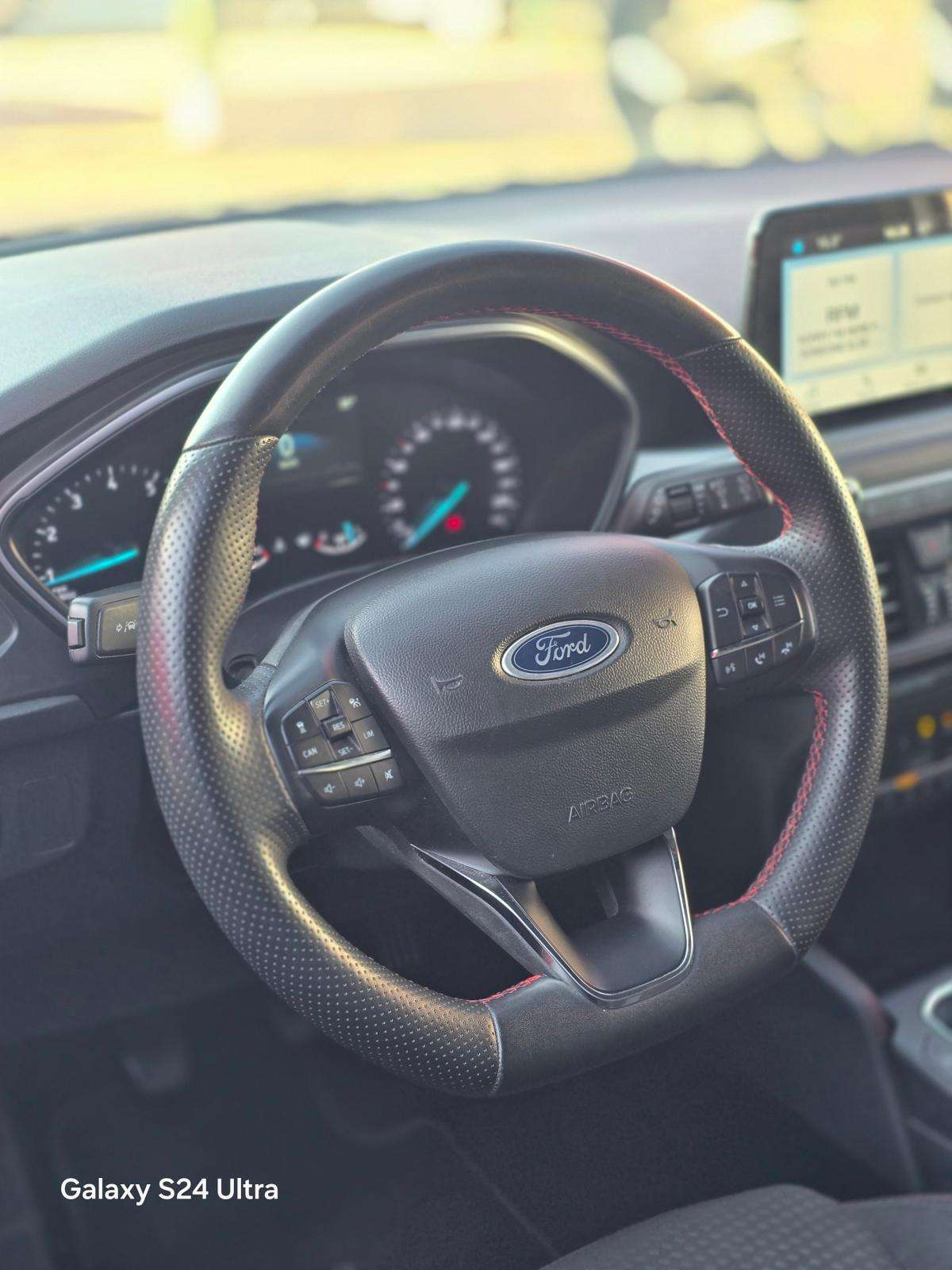 ford-focus-2022-gasolina-998cc