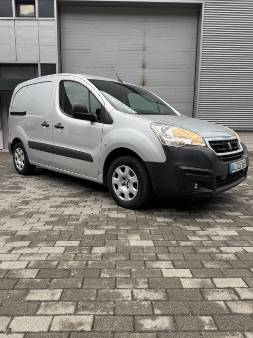 peugeot-partner-2017-diesel-1560cc