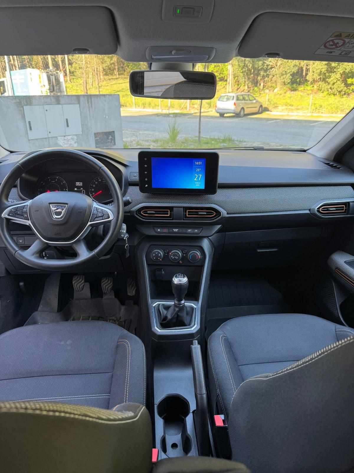dacia-sandero-2022-gasolina-999cc