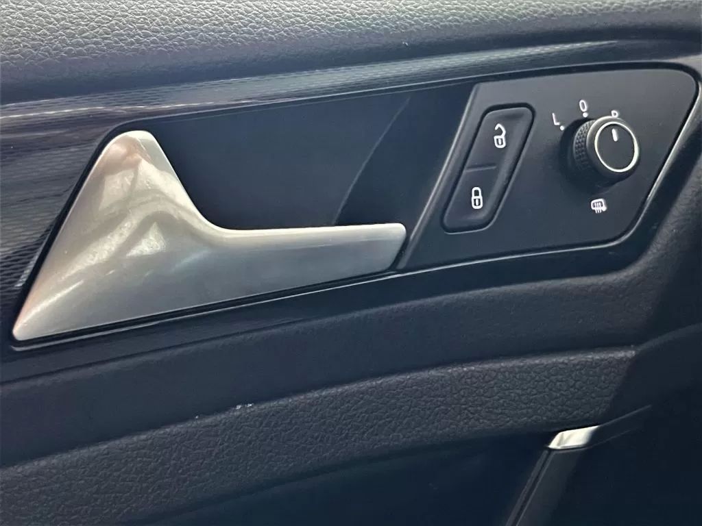 volkswagen-golf-2015-gasolina-1984cc