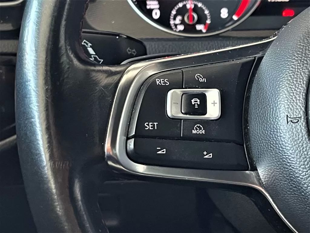 volkswagen-golf-2015-gasolina-1984cc