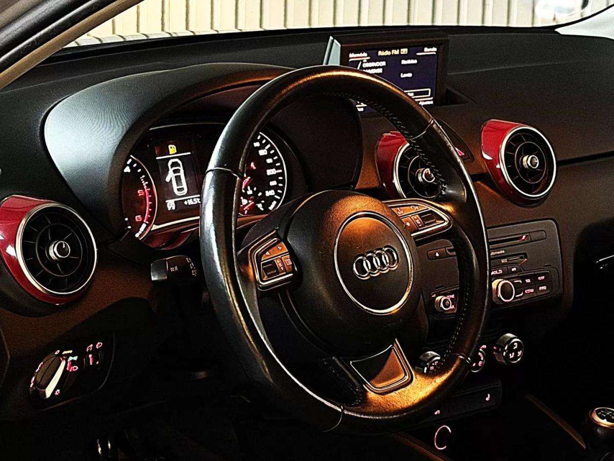 audi-a1-2011-diesel-1598cc