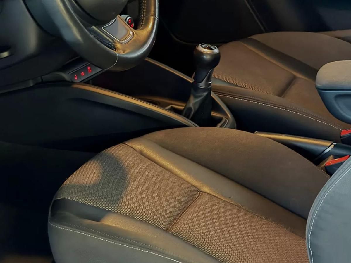 audi-a1-2011-diesel-1598cc