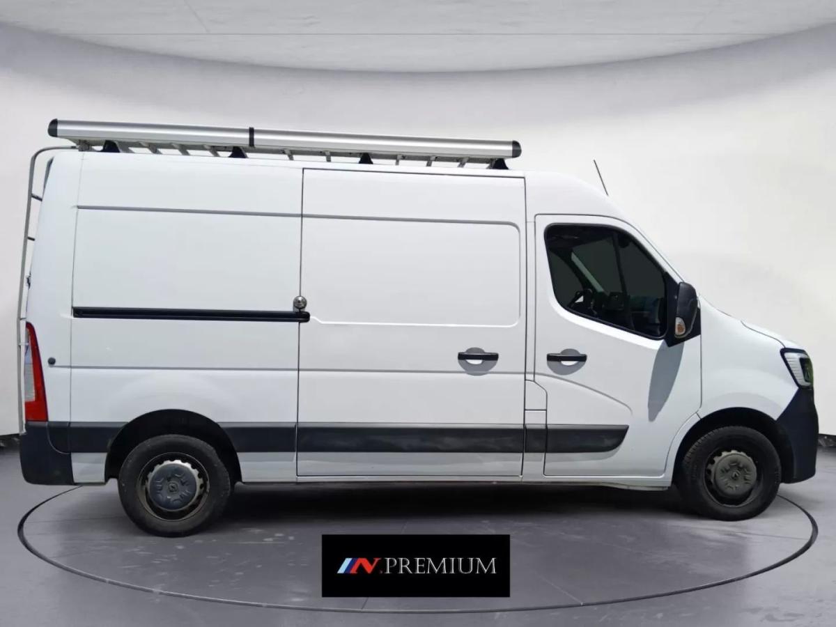 renault-master-2022-diesel-2300cc