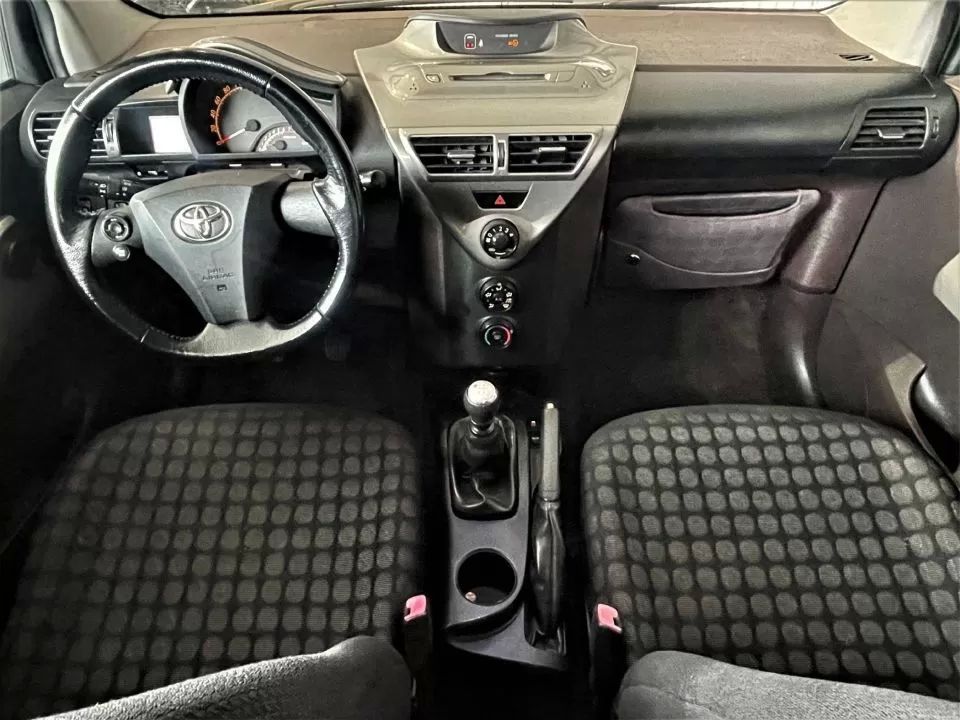 toyota-iq-2009-gasolina-998cc