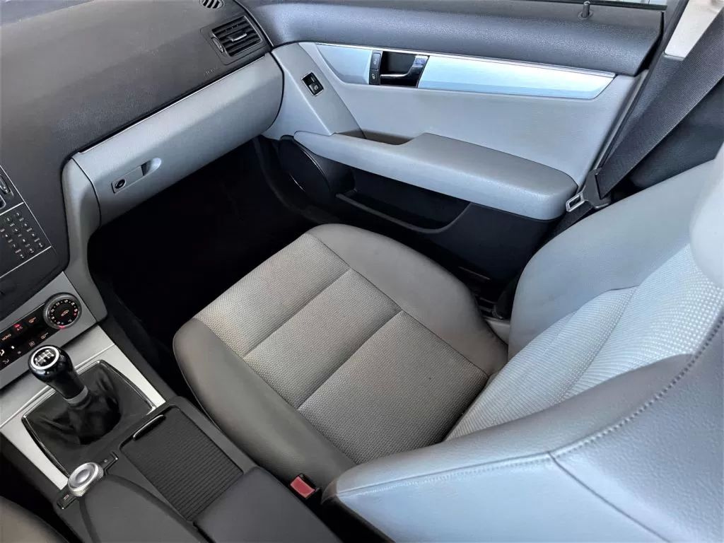 mercedes-benz-classe-c-2008-diesel-2148cc
