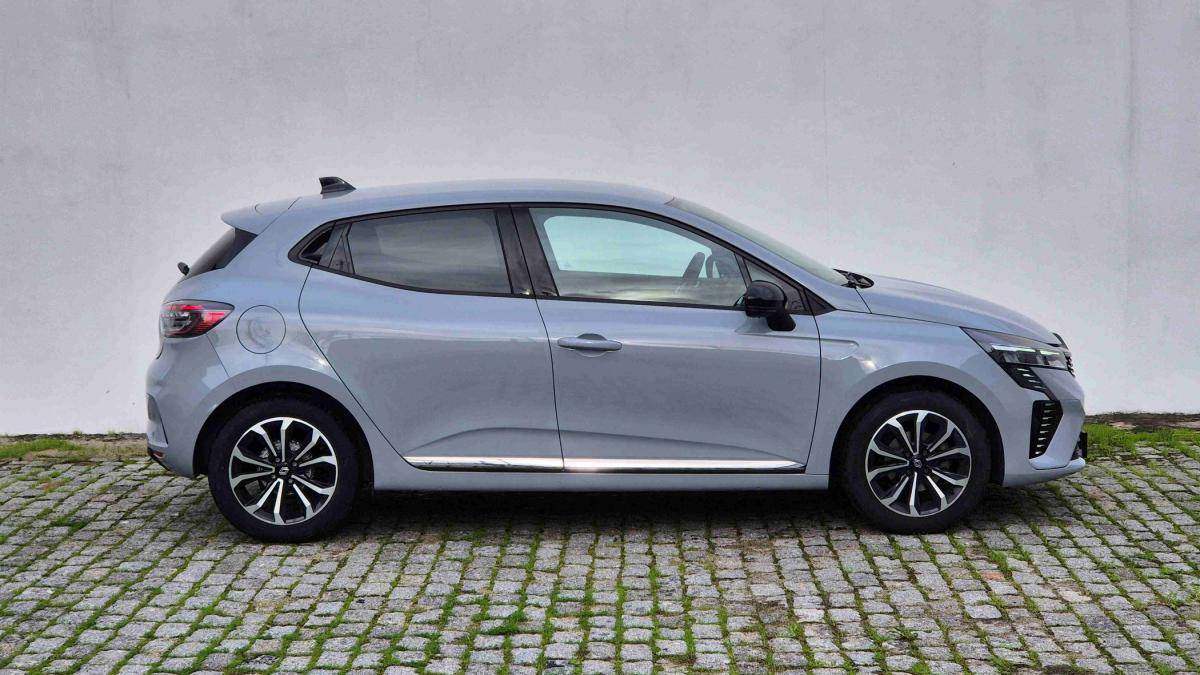 renault-clio-2024-gpl-999cc
