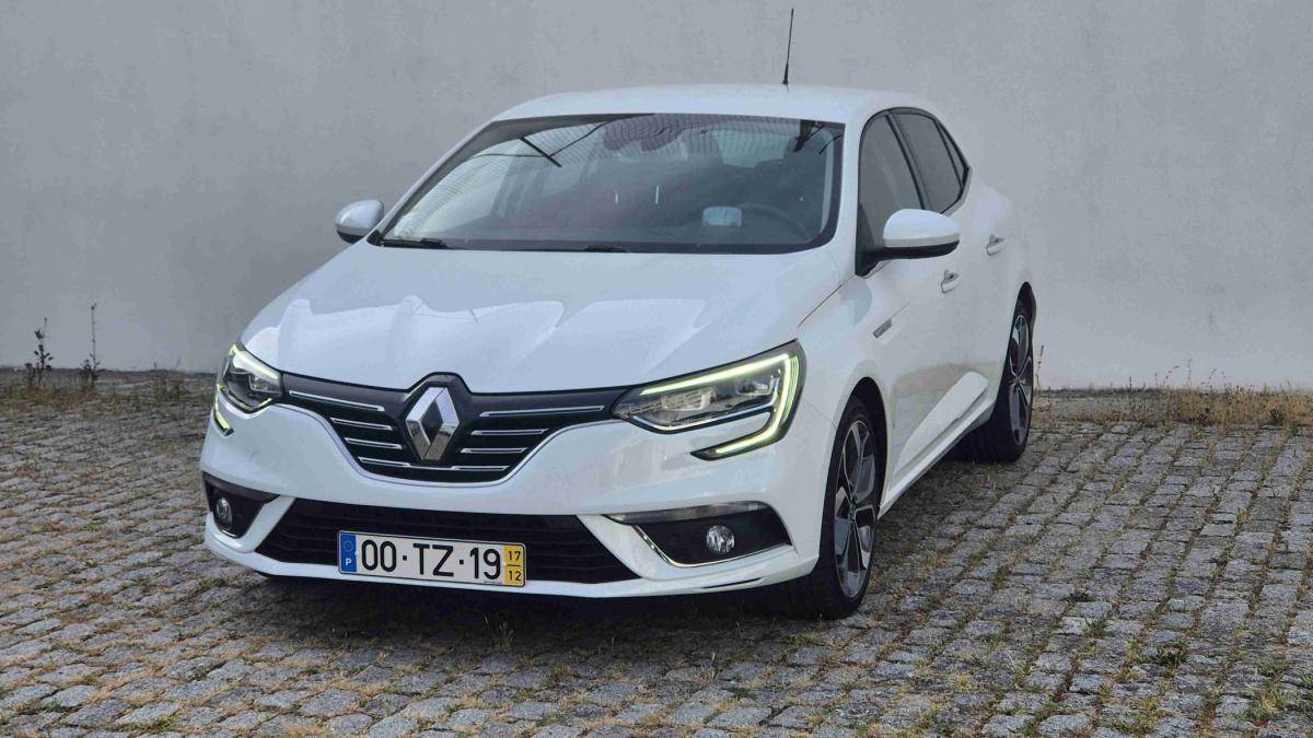 renault-megane-2017-diesel-1598cc