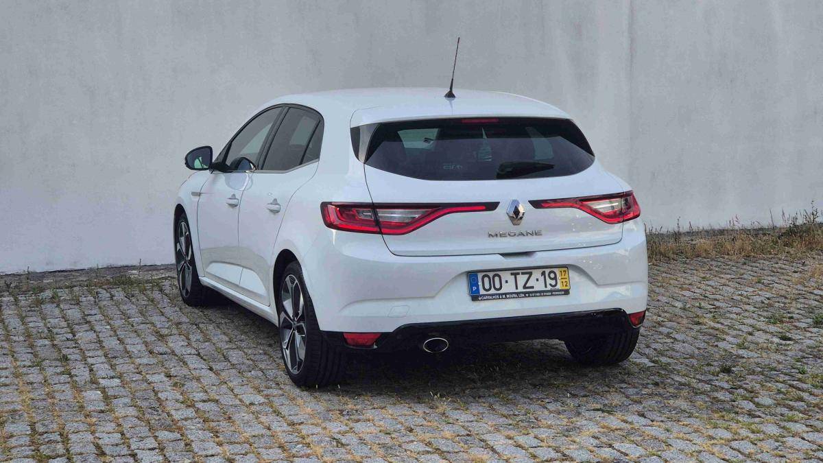 renault-megane-2017-diesel-1598cc