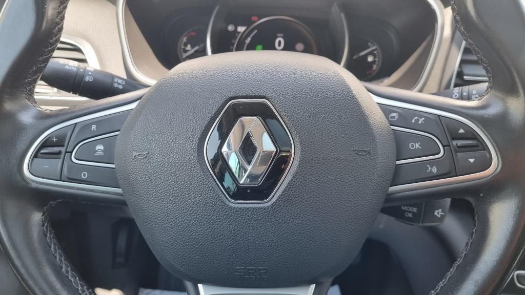 renault-megane-2017-diesel-1598cc