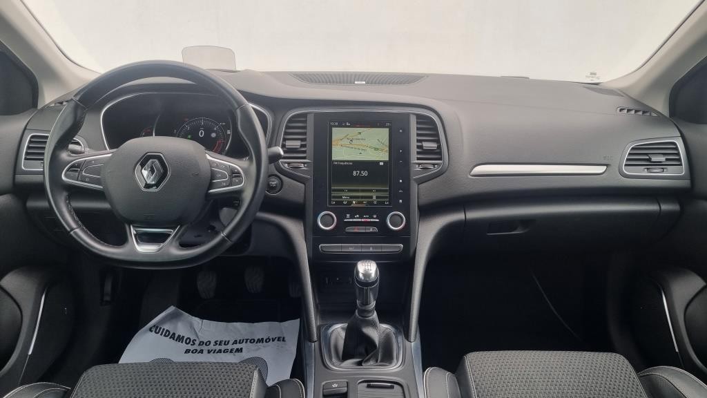 renault-megane-2017-diesel-1598cc