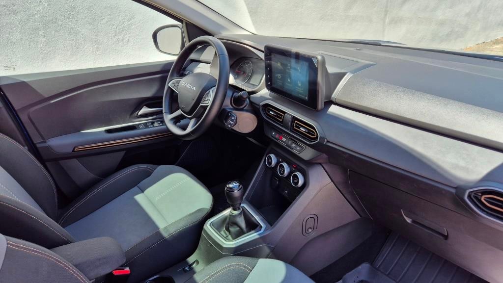 dacia-sandero-2025-gpl-999cc