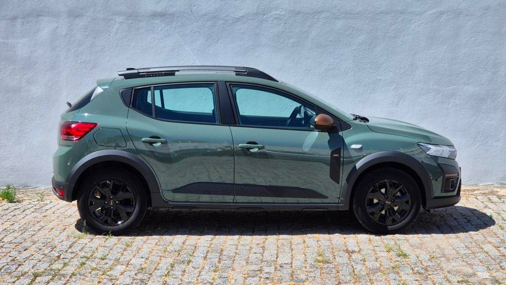 dacia-sandero-2025-gasolina-999cc