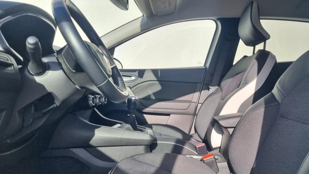 renault-captur-2024-gpl-999cc