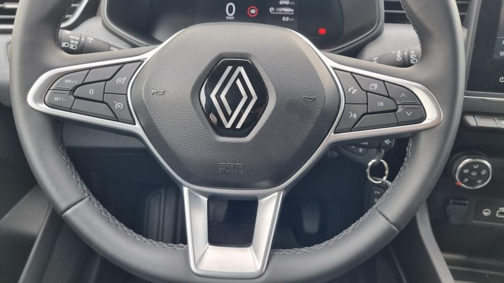 renault-clio-2024-gpl-999cc