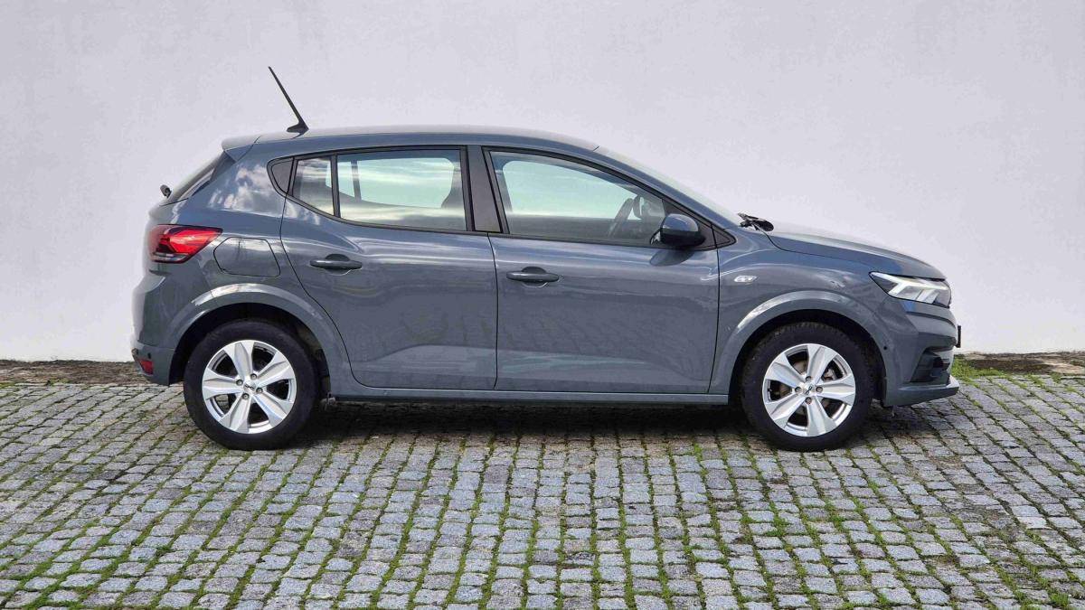 dacia-sandero-2024-gpl-999cc