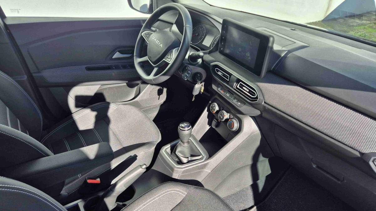 dacia-sandero-2024-gpl-999cc
