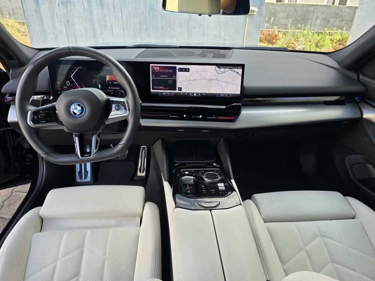bmw-serie-5-530e-2024-gasolina-1998cc